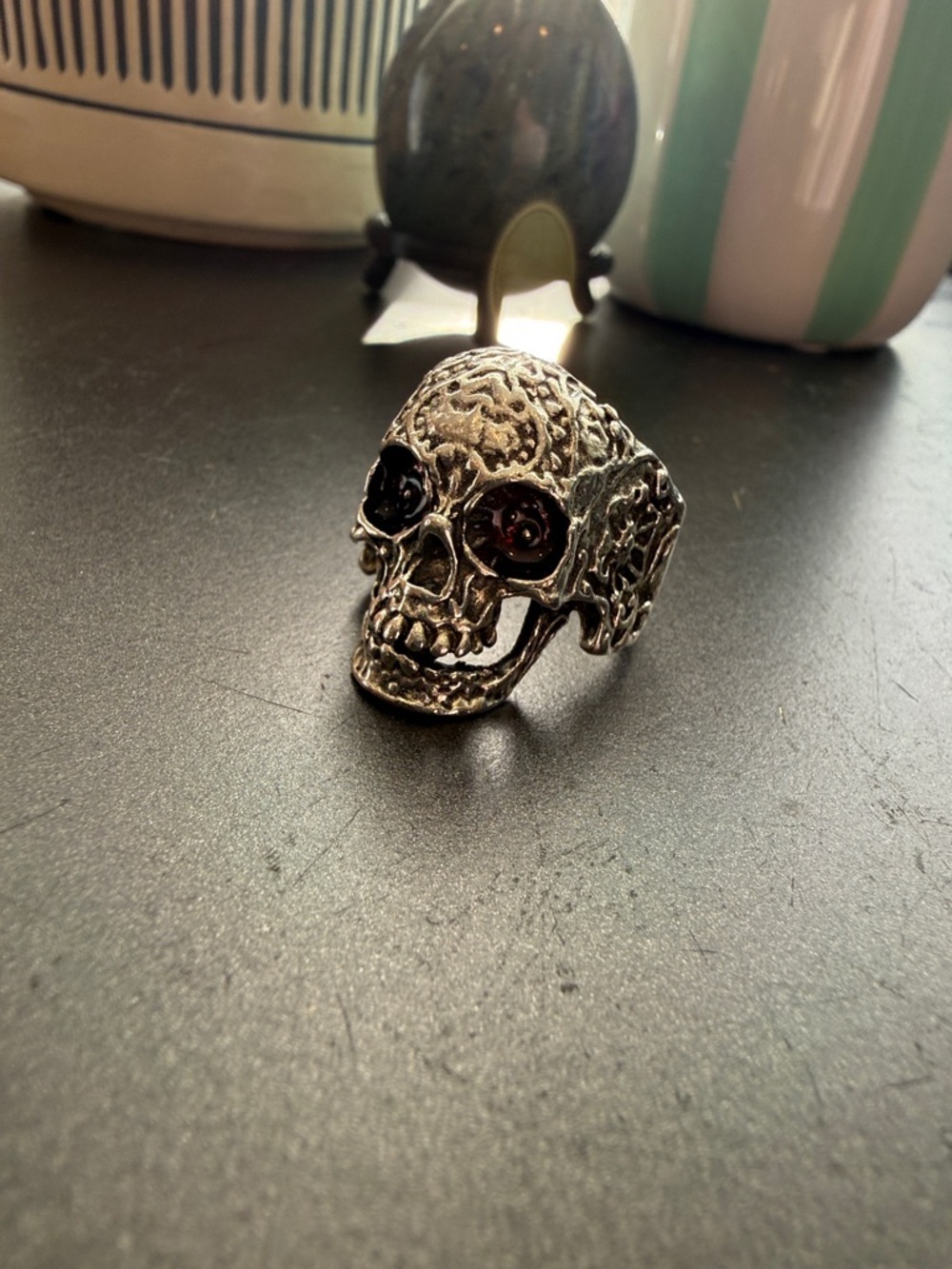 Skull Ring size 10 - Picture 3 of 5
